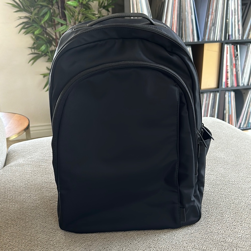 The Away Backpack - Navy Blue